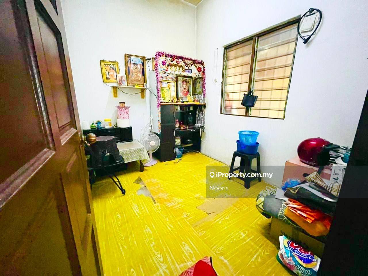 1-storey Terraced House for Sale in Taman Paduka, Kuala Selangor by Nooris - iProperty.com.my