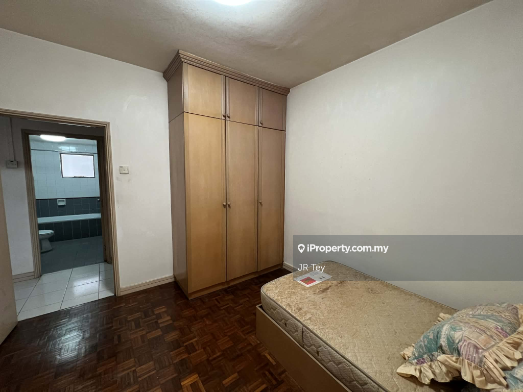 Kondominium untuk Dijual di Seri Hijauan oleh JR Tey - iProperty.com.my