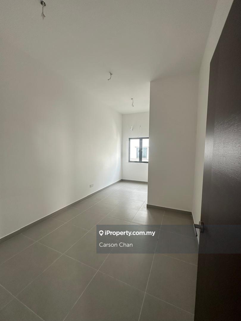 Rumah Berangkai 3 Tingkat untuk Dijual di Orkid Hill Cheras, Brand New 3Storey, guarded, Cheras oleh Carson Chan - iProperty.com.my