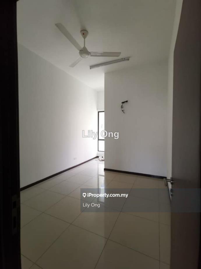 3-storey Terraced House for Sale in SOUTHBAY RESIDENCE, Batu Maung by Lily Ong - iProperty.com.my