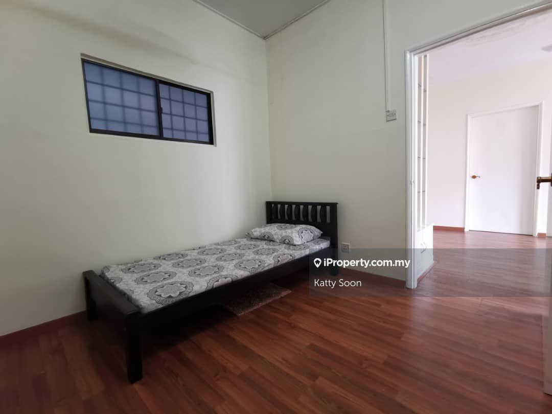 Pangsapuri untuk Dijual di Pangsapuri Kempas oleh Katty Soon - iProperty.com.my