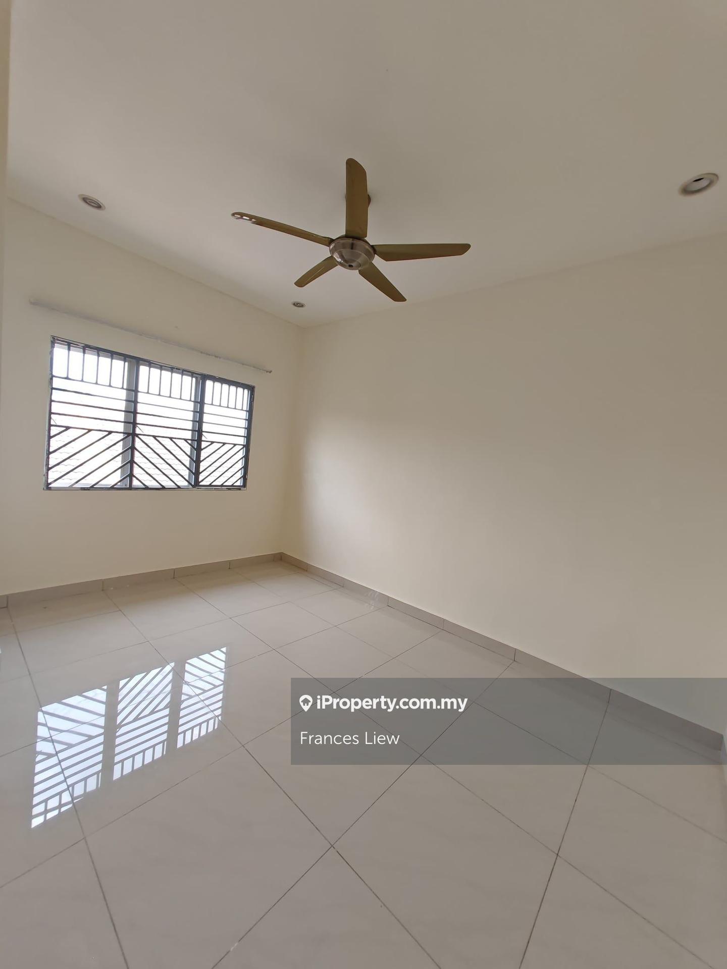 Rumah Berkembar untuk Dijual di Taman Puncak Jalil, Seri Kembangan oleh Frances Liew - iProperty.com.my