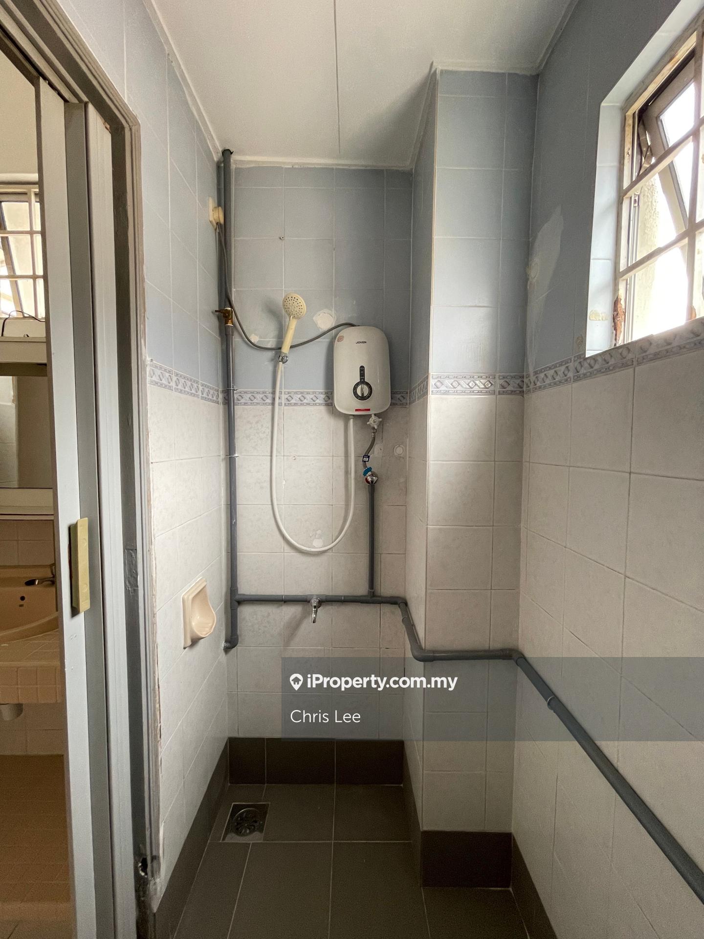 Rumah Berangkai 2 Tingkat untuk Dijual di Bu1 damansara petaling jaya, Bandar Utama oleh Chris Lee - iProperty.com.my