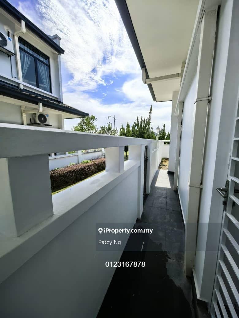 Rumah Berangkai 2 Tingkat untuk Dijual di Eco Majestic, Semenyih oleh Patcy Ng - iProperty.com.my