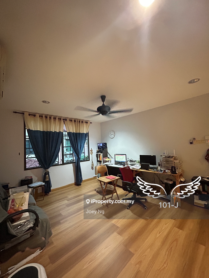 Rumah Berangkai 2 Tingkat untuk Dijual di Bandar Bukit Tinggi 2, Klang oleh Joey Ng - iProperty.com.my