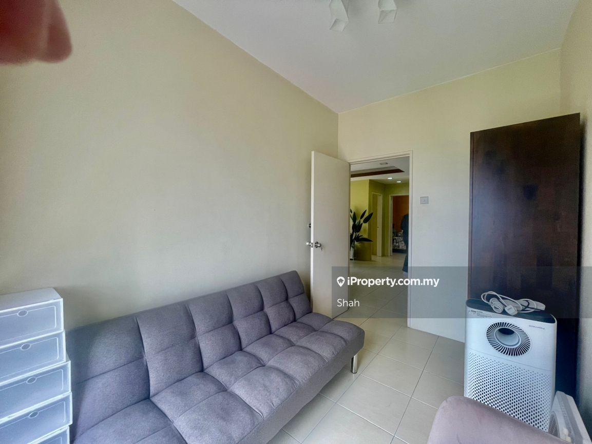 Condominium for Sale in Platinum Lake PV 12 by Shah - iProperty.com.my