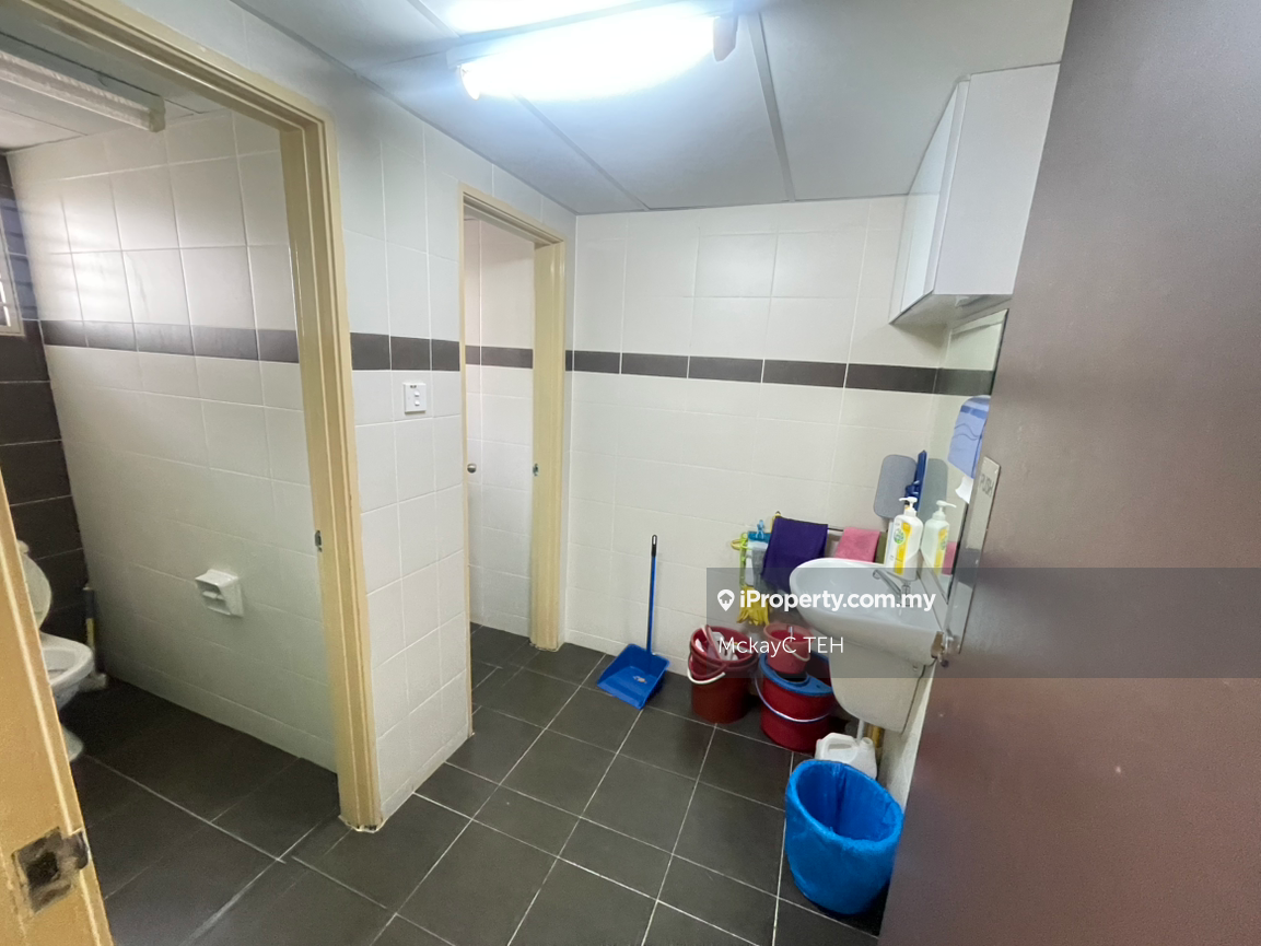 Pejabat untuk Dijual di Cyber 12, Cyberjaya oleh MckayC TEH - iProperty.com.my