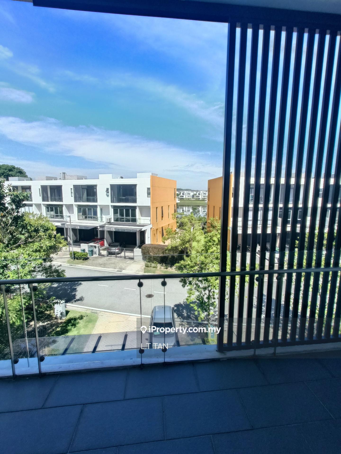 Rumah Berangkai 3 Tingkat untuk Dijual di Taman Tasik Pinggiran, Sungai Besi oleh L.T TAN - iProperty.com.my