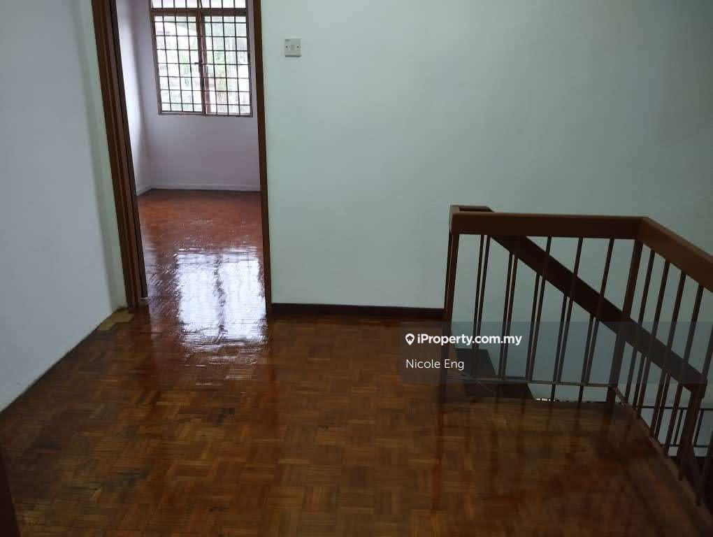 Rumah Berangkai 2 Tingkat untuk Dijual di Lestari Perdana,Puncak Jalil,Bandar Putra Permai, Seri Kembangan oleh Nicole Eng - iProperty.com.my
