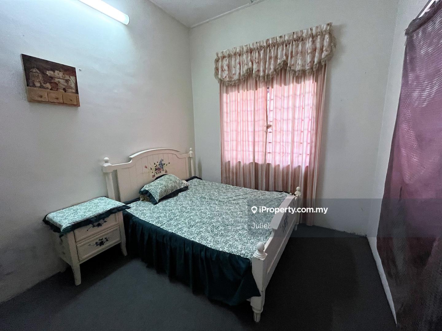 Banglo untuk Dijual di Seksyen 5, Petaling Jaya oleh Julie L - iProperty.com.my