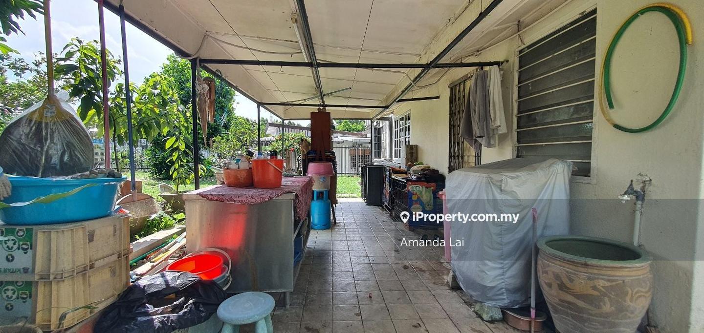 Banglo untuk Dijual di Seksyen 11, section 11, Petaling Jaya oleh Amanda Lai - iProperty.com.my