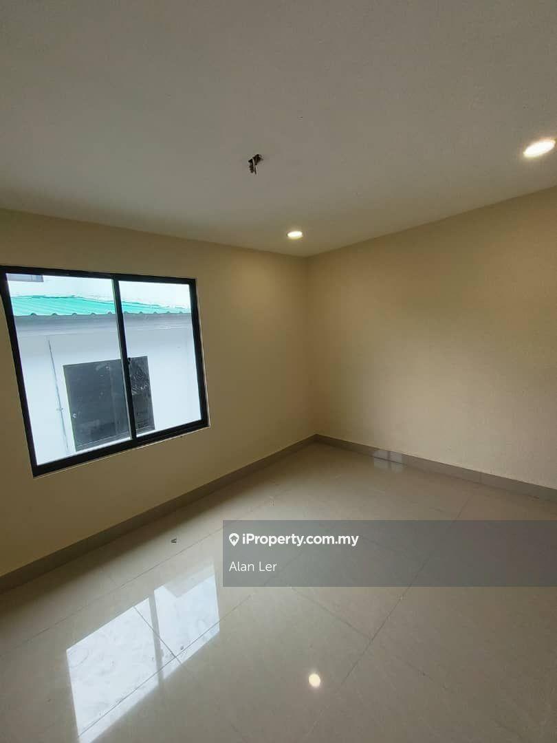 Rumah Berangkai 2 Tingkat untuk Dijual di Nusantara Prima, Gelang Patah oleh Alan Ler - iProperty.com.my
