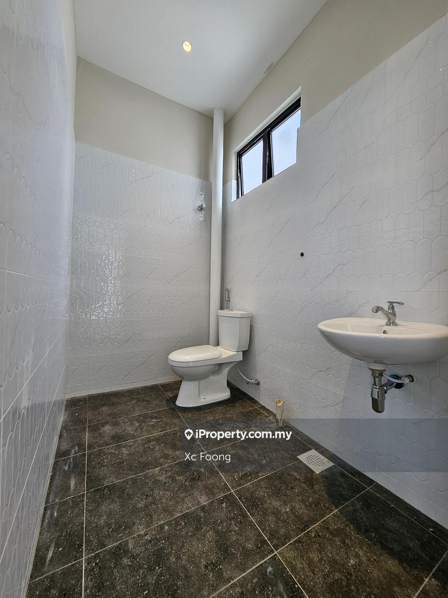 Semi-D Factory for Sale in Menglembu New Factory Lahat Silibin Rima Pengkalan, Ipoh by Xc Foong - iProperty.com.my