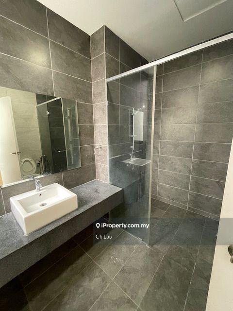 Rumah Berangkai 2 Tingkat untuk Dijual di 8s5w7, Shah Alam oleh Ck Lau - iProperty.com.my