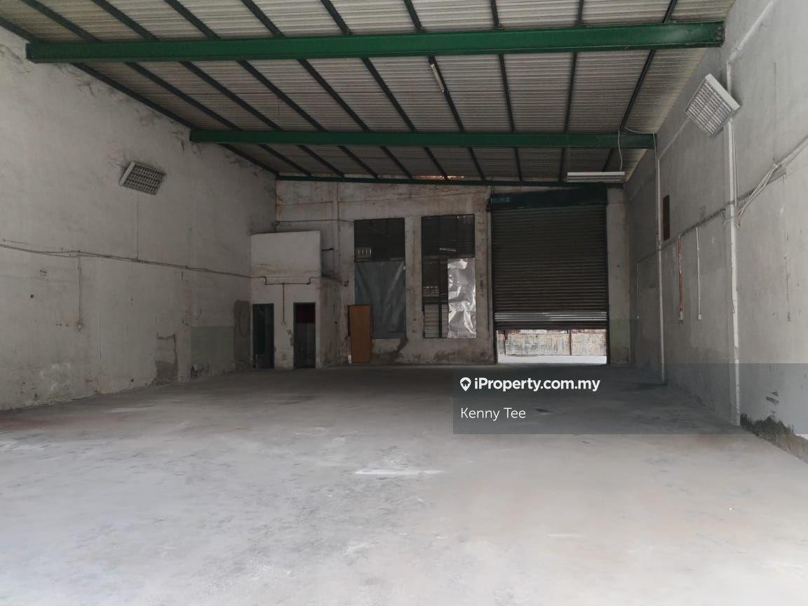 Semi-D Kilang untuk Disewa di Nilai 3, Nilai oleh Kenny Tee - iProperty.com.my