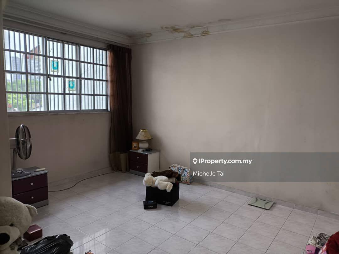 1.5-storey Terraced House for Sale in Taman Lucky, Bangsar by Michelle Tai - iProperty.com.my