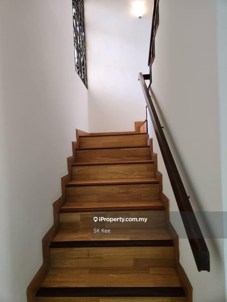 Rumah Berkembar untuk Dijual di BK6B, Bandar Kinrara oleh SK Kee - iProperty.com.my