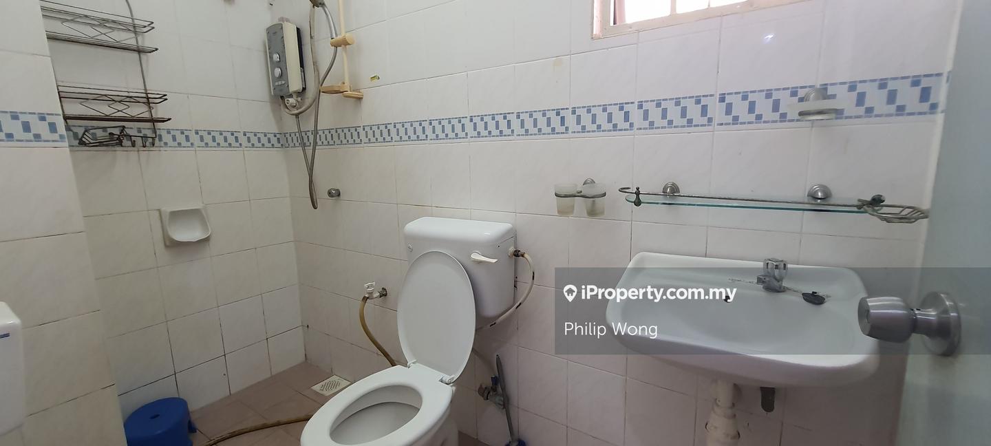 2-storey Terraced House for Sale in Taman Putra Permai, Seri Kembangan by Philip Wong - iProperty.com.my