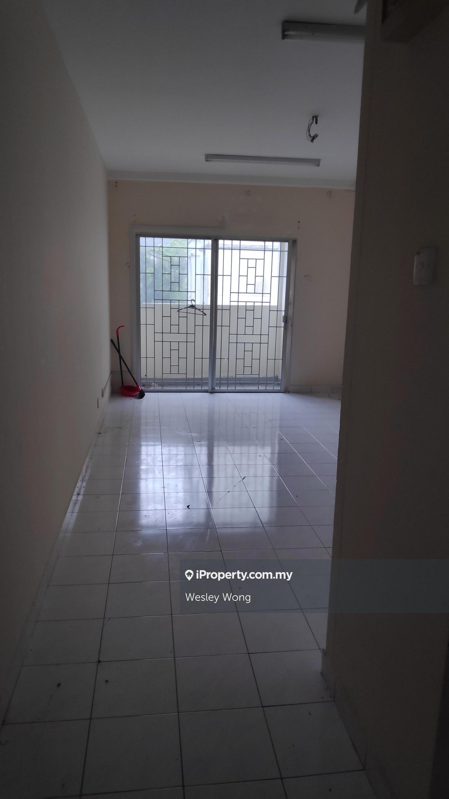 Apartment for Sale in Crystal Tower (Pangsapuri Kristal) by Wesley Wong - iProperty.com.my