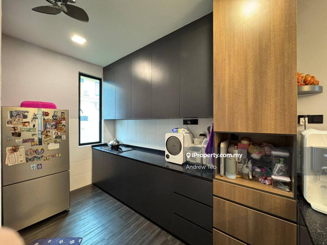 Rumah Berangkai 2 Tingkat untuk Dijual di Taman Austin Duta, Tebrau oleh Andrew Teo - iProperty.com.my