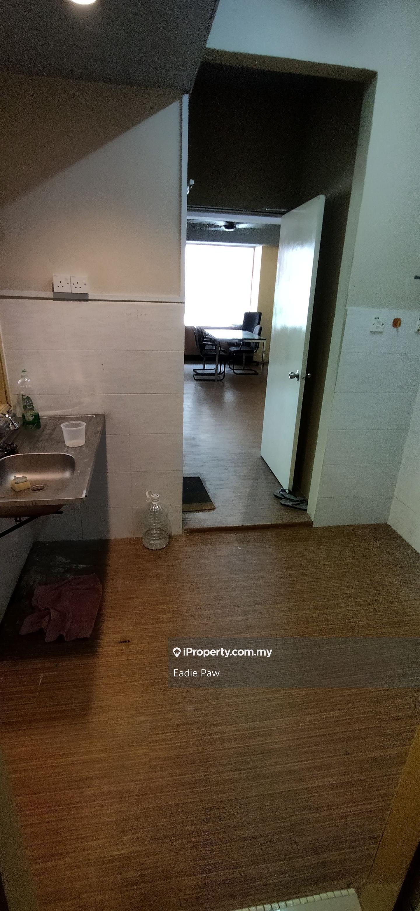 Office for Rent in Pusat Bandar Puchong, Puchong by Eadie Paw - iProperty.com.my