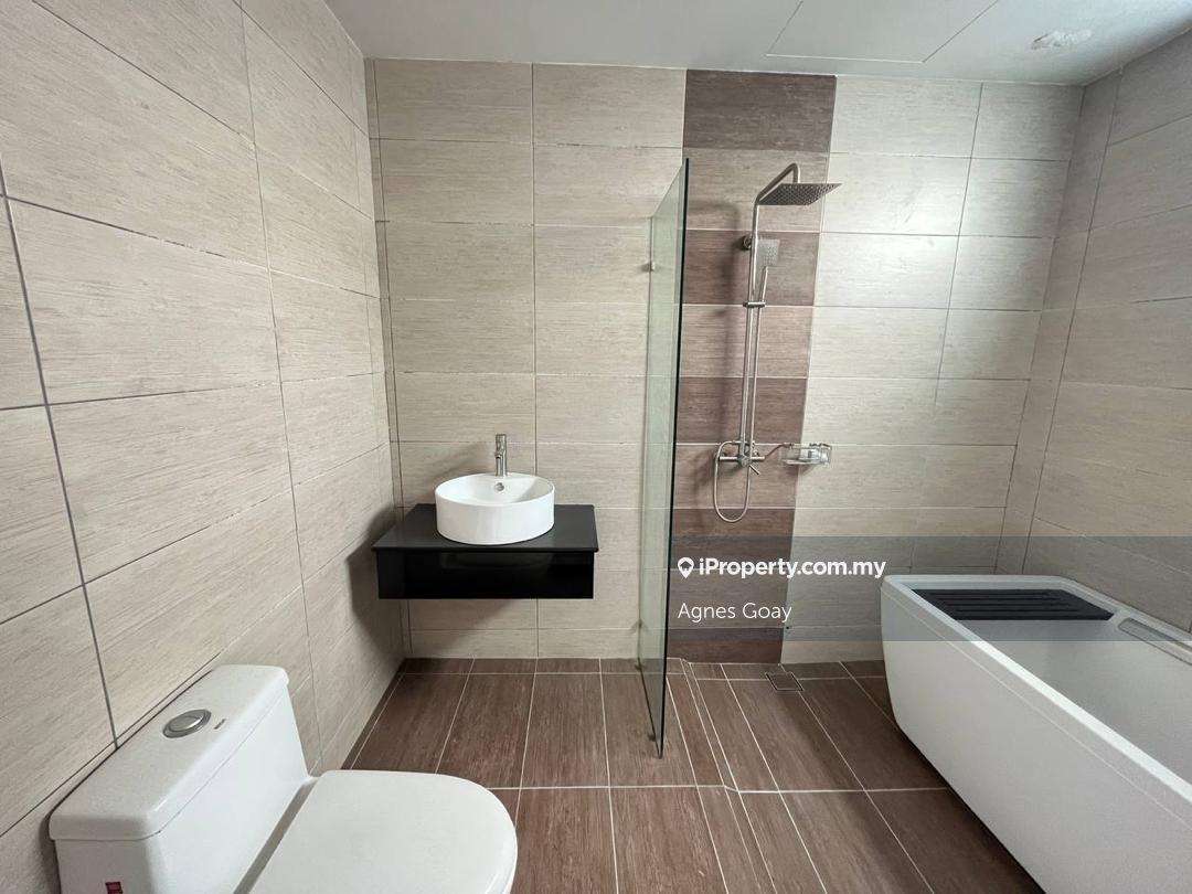 Service Residence for Sale in Molek Regency by Agnes Goay - iProperty.com.my