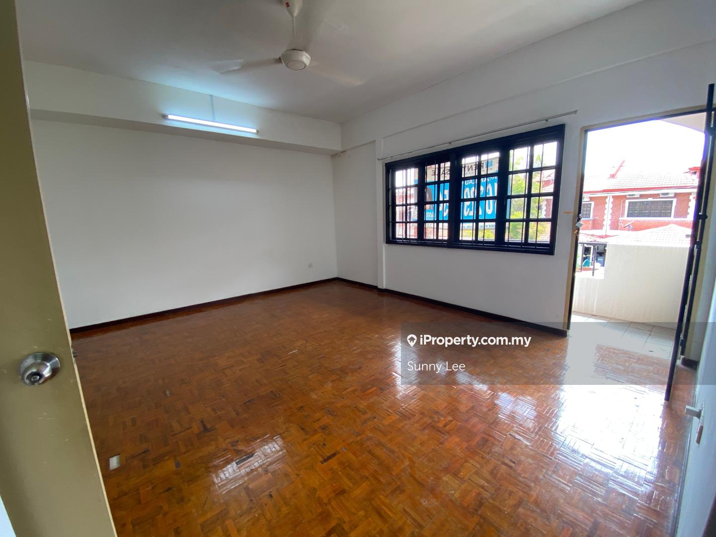 Rumah Berangkai 2 Tingkat untuk Dijual di Sungai Long, Bandar Sungai Long oleh Sunny Lee - iProperty.com.my