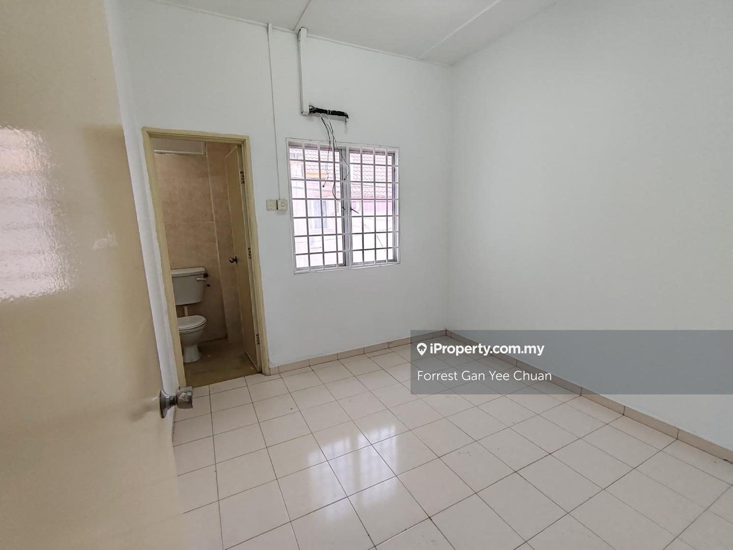 Rumah Berangkai 2 Tingkat untuk Dijual di Bandar Bukit Tinggi, Klang oleh Forrest Gan Yee Chuan - iProperty.com.my