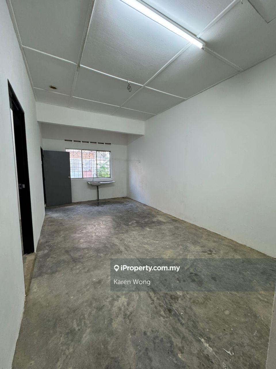 Rumah Berangkai 1 Tingkat untuk Dijual di Pasir Gudang, Johor oleh Karen Wong - iProperty.com.my