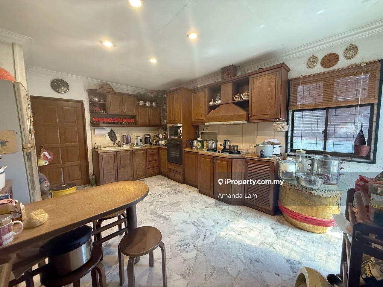 Bungalow House for Sale in Single Storey Bungalow | Hillside | Tanjung Bungah, Tanjung Bungah by Amanda Lam - iProperty.com.my