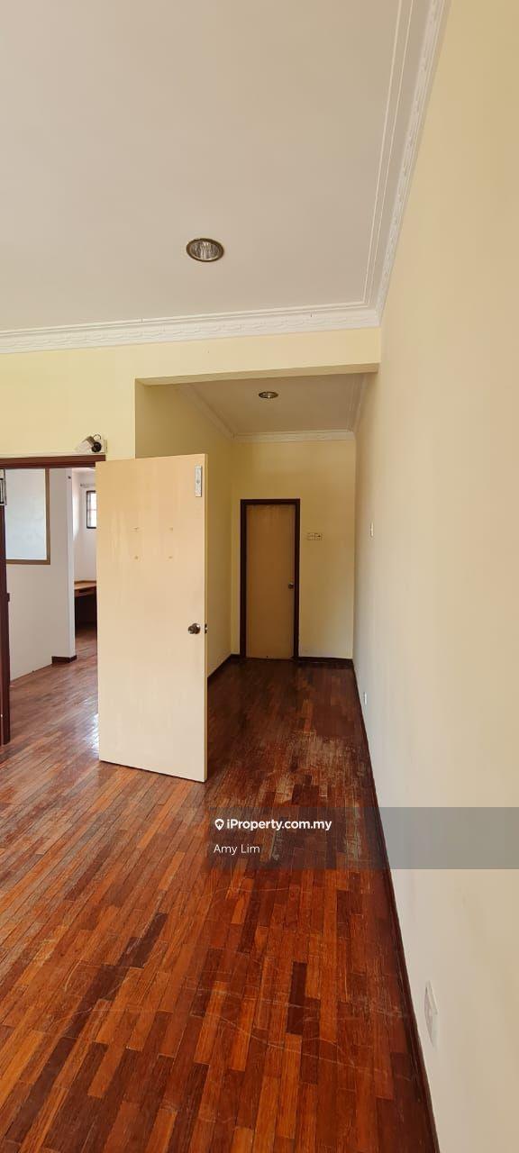 Rumah Berangkai 2.5 Tingkat untuk Dijual di Bandar Puteri Puchong, Puchong oleh Amy Lim - iProperty.com.my