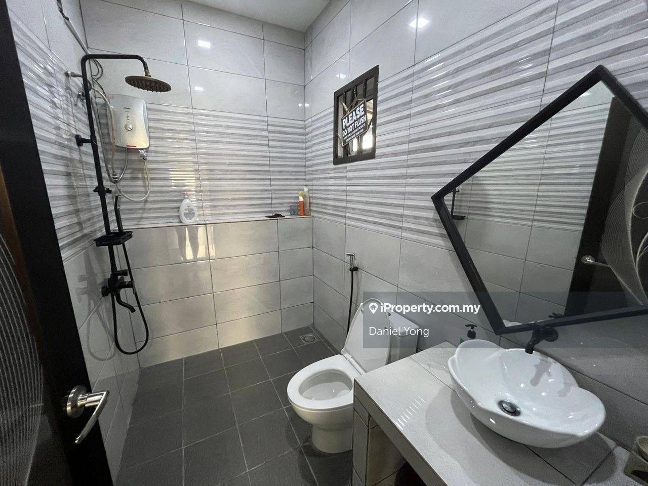Bungalow House for Sale in Taman Kempas, Tampoi by Daniel Yong - iProperty.com.my