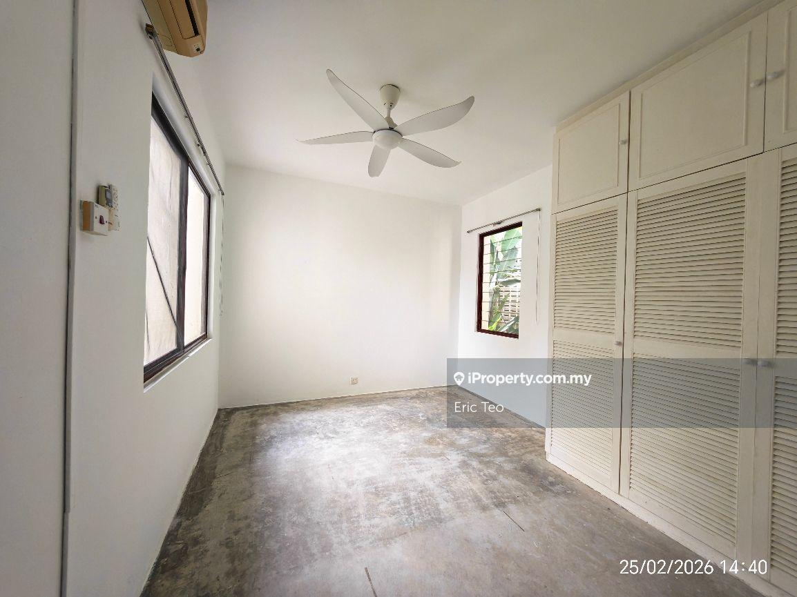 Kondominium untuk Dijual di Desa Damansara oleh Eric Teo - iProperty.com.my