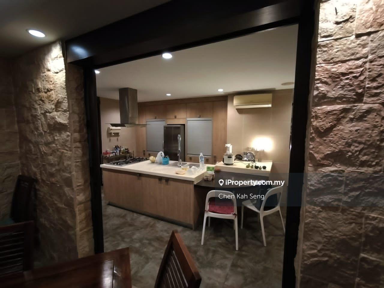 Kondominium untuk Dijual di Impiana On The Waterfront Condominium oleh Chen Kah Seng - iProperty.com.my