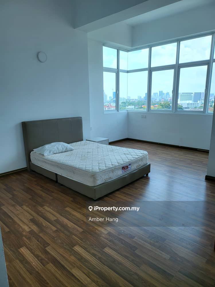 Kondominium untuk Dijual di H Residence (One Ritz Residence / Kelawai View) oleh Amber Hang - iProperty.com.my