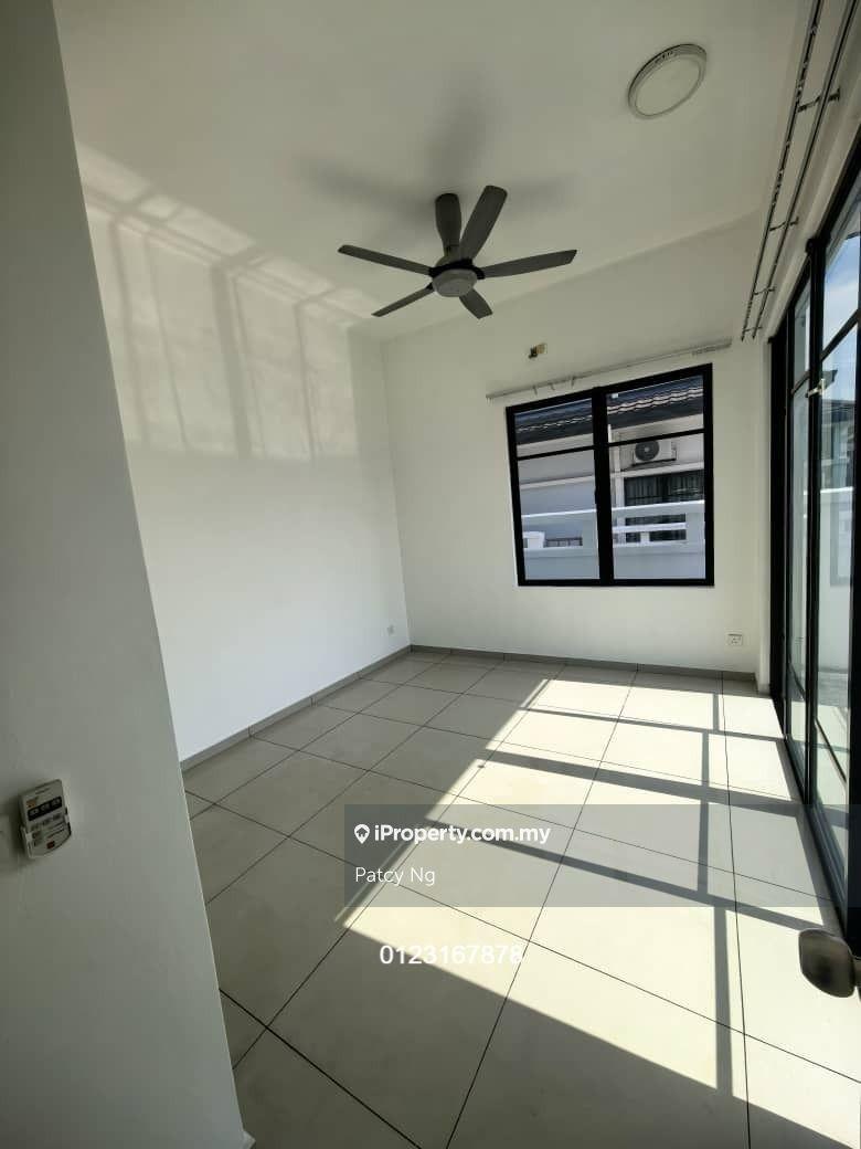 Rumah Berangkai 2 Tingkat untuk Dijual di Eco Majestic, Semenyih oleh Patcy Ng - iProperty.com.my