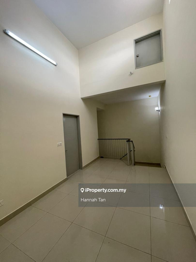 Rumah Berangkai 2.5 Tingkat untuk Dijual di Avens Residence, Southville City, Dengkil oleh Hannah Tan - iProperty.com.my
