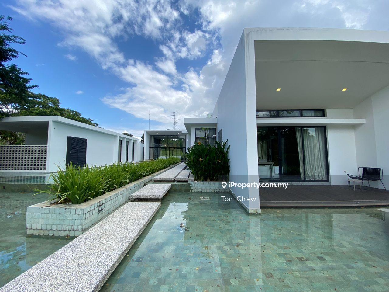Banglo untuk Dijual di Leisure Farm, Gelang Patah oleh Tom Chiew - iProperty.com.my