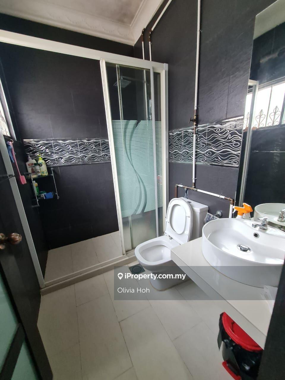 Rumah Berkembar untuk Dijual di SS4, Petaling Jaya oleh Olivia Hoh - iProperty.com.my