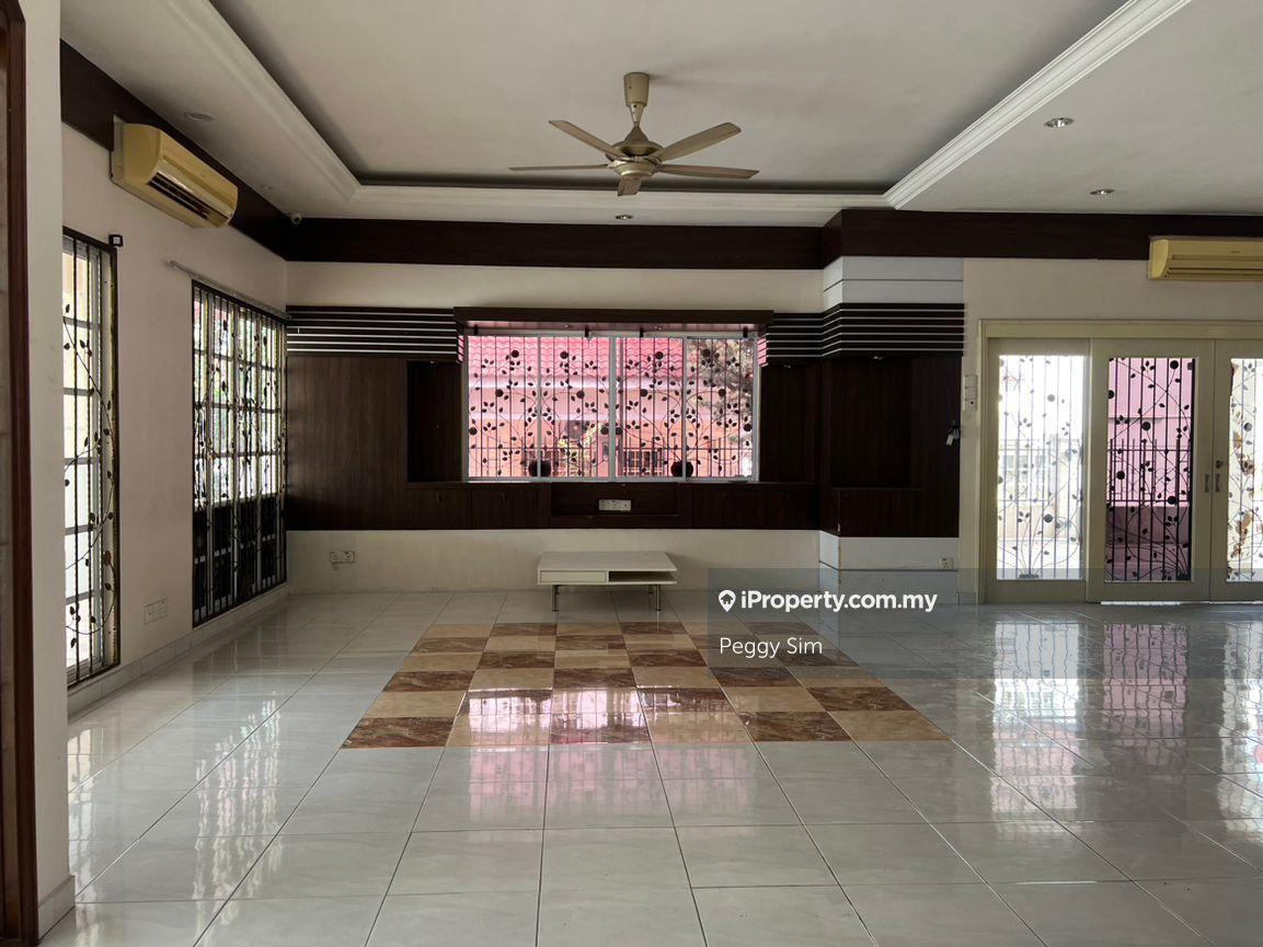 Rumah Berkembar untuk Dijual di Bandar Puteri Puchong, Puchong oleh Peggy Sim - iProperty.com.my