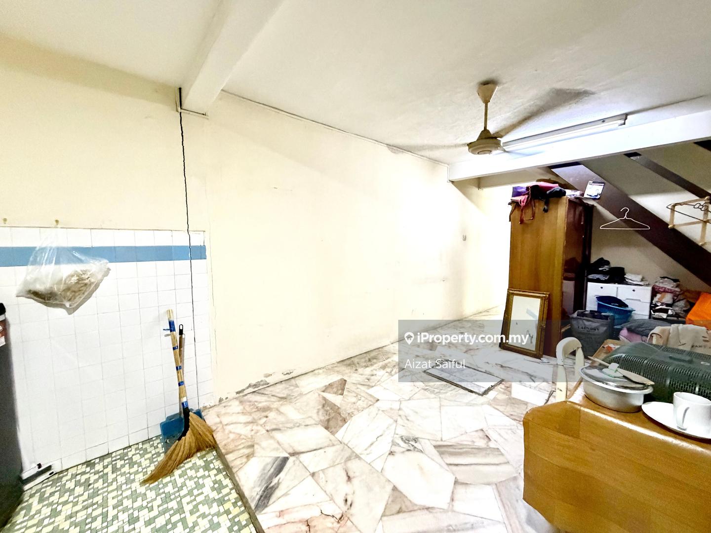 Rumah Teres untuk Dijual di Taman Bukit Kajang Baru, Kajang oleh Aizat Saiful - iProperty.com.my