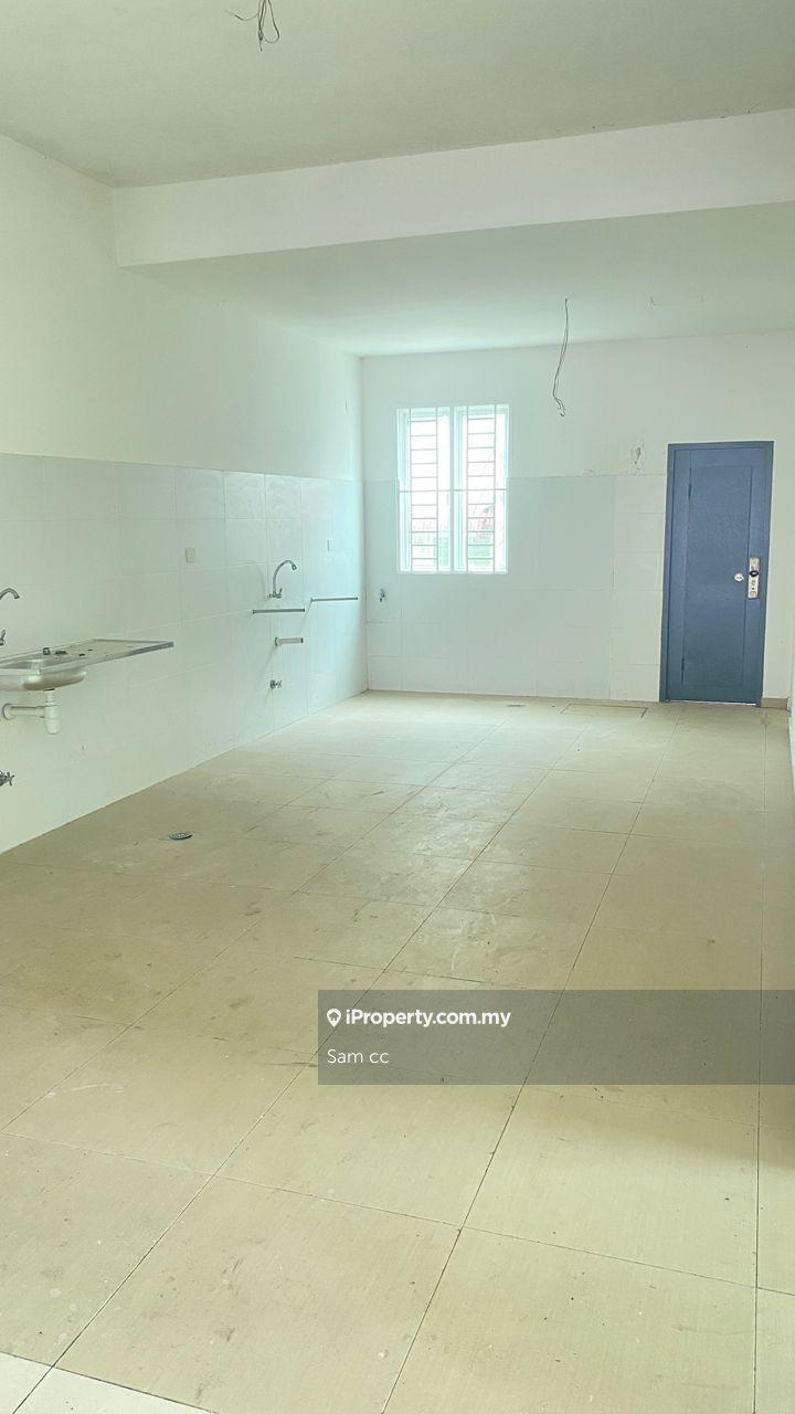 Rumah Berangkai 2 Tingkat untuk Dijual di Hijayu 3, Bandar Sri Sendayan oleh Sam cc - iProperty.com.my