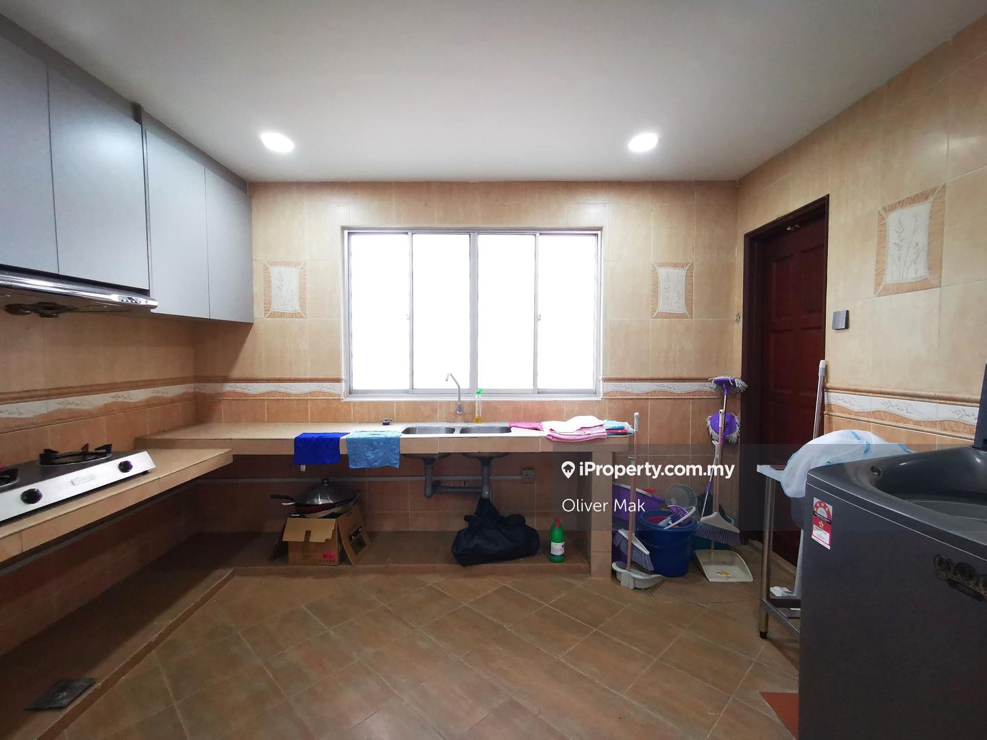 Rumah Berangkai 3 Tingkat untuk Dijual di Taman Esplanad, Bukit Jalil oleh Oliver Mak - iProperty.com.my