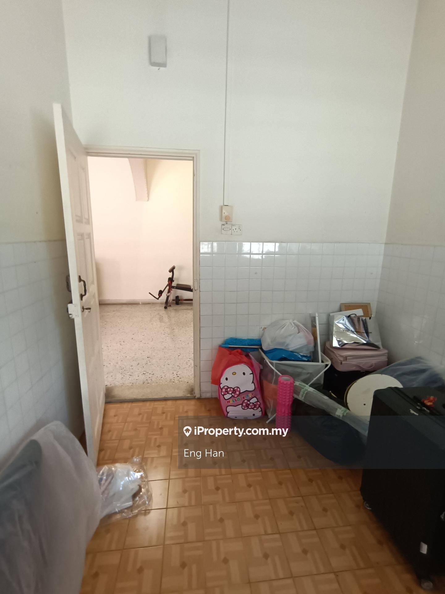 Rumah Berkembar untuk Dijual di Taman Overseas Union (Taman Oug), Jalan Klang Lama (Old Klang Road) oleh Eng Han - iProperty.com.my