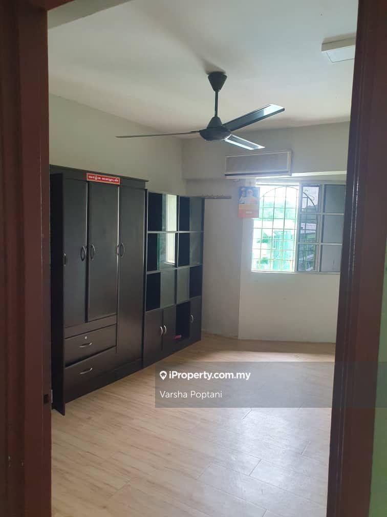 Condominium for Sale in The Pines by Varsha Poptani - iProperty.com.my