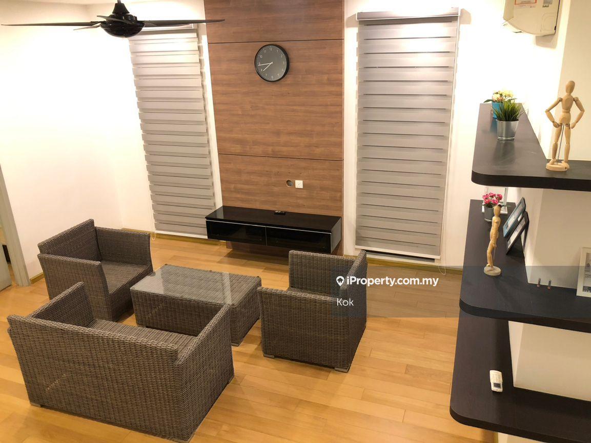 Rumah Berkembar untuk Dijual di Desa Petaling, Kuala Lumpur oleh Kok - iProperty.com.my