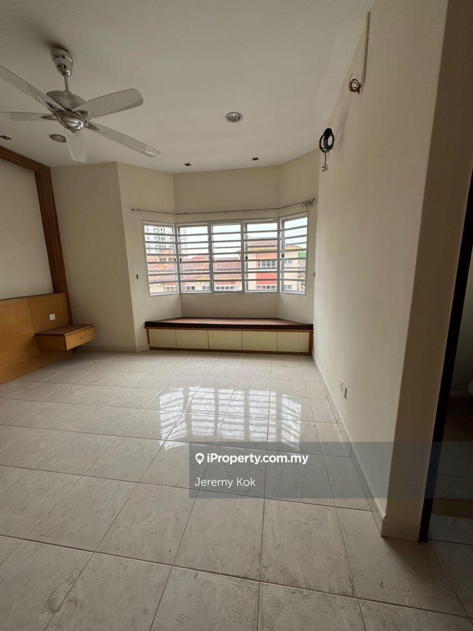 3-storey Terraced House for Sale in Taman Buana Perdana, Petaling Jaya by Jeremy Kok - iProperty.com.my