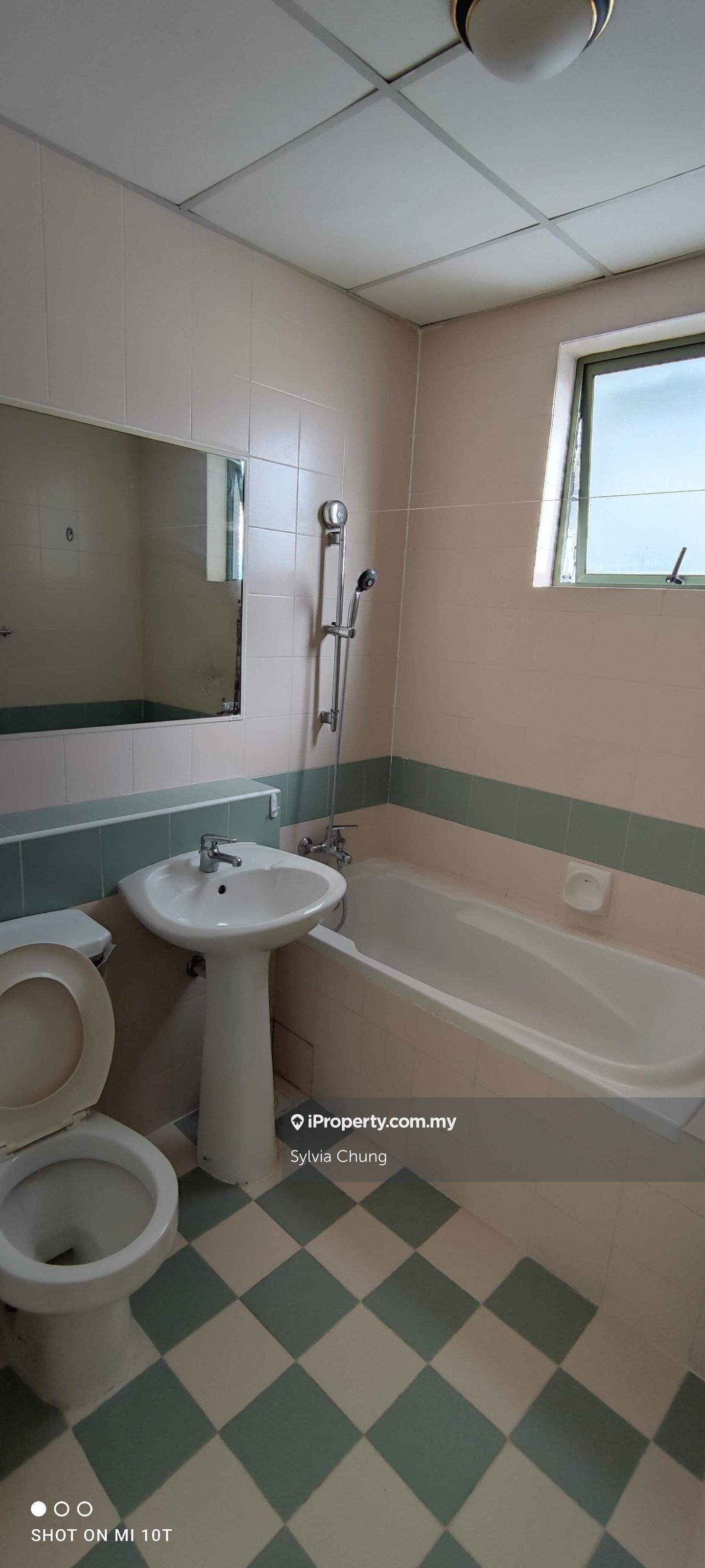 Condominium for Rent in The Peak Condominium by Sylvia Chung - iProperty.com.my