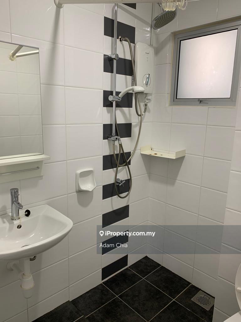 Condominium for Sale in Lagoon Suites by Adam Chia - iProperty.com.my