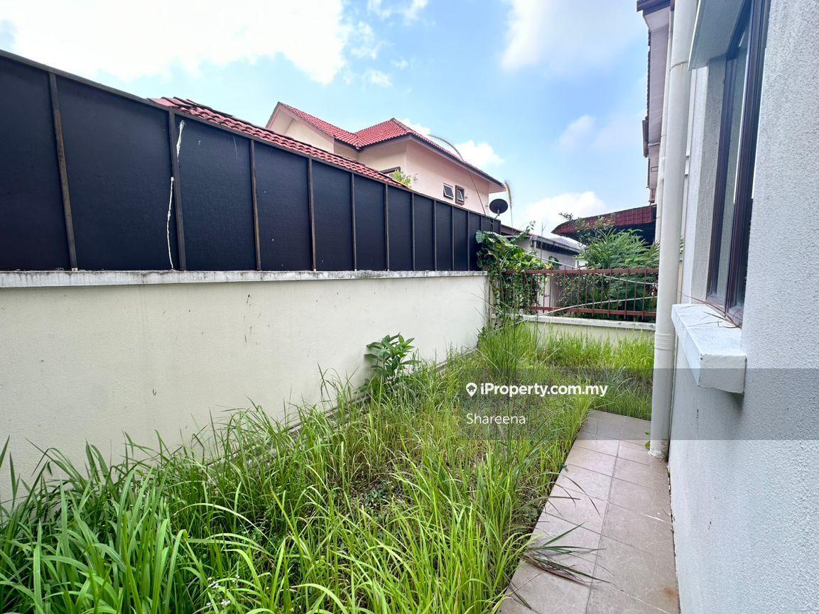 Rumah Berkembar untuk Dijual di Mutiara Villa, Kajang oleh Shareena - iProperty.com.my